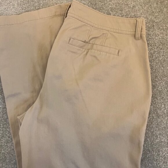 Old Navy Sweetheart, Size 8 - Picture 3 of 3